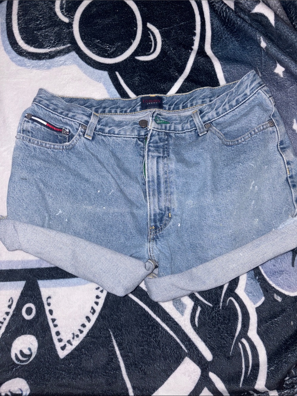 Tommy Hilfiger Light Wash Denim Cuffed Shorts